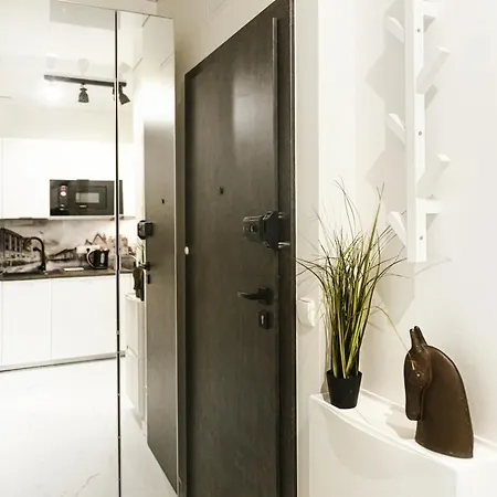 Wyjatkowe W Centrum Апартаменты *