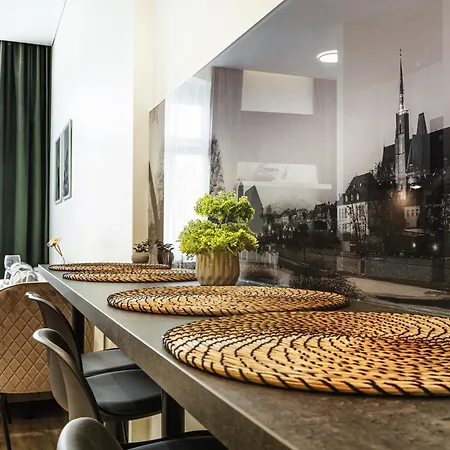 Wyjatkowe W Centrum * Вроцлав